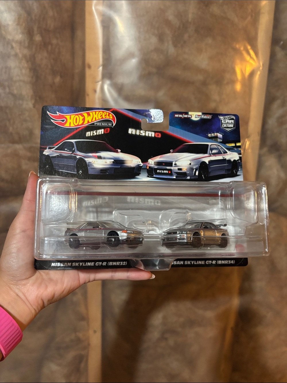 Hot Wheels Premium 2 Pack HCY75 Nissan Skyline GT-R (BNR32) & (BNR34) Nismo